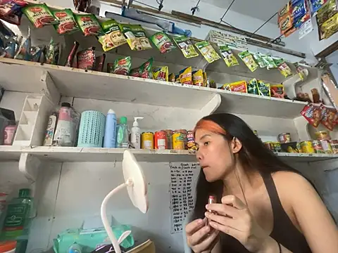 Snapshot of Sweetiebabe25 chatting on 02/19/26, 04:19 Sweetiebabe25 online show from 02/19/26, 04:19