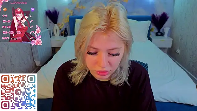 Snapshot of Kate_Krose chatting on 05/15/26, 01:12 Kate Krose online show from 05/15/26, 01:12