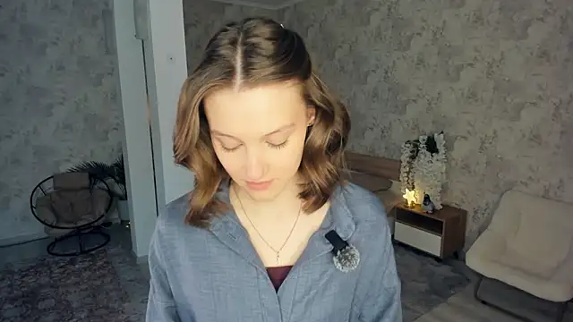 LianneBynon online show from 02/06/26, 08:18