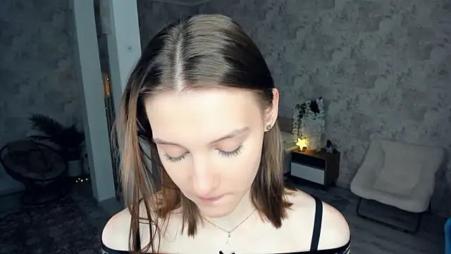 LianneBynon online show from 03/07/26, 08:33