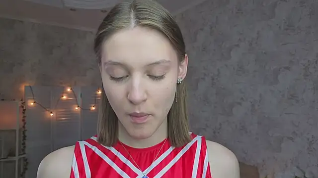 LianneBynon online show from 05/18/26, 08:20