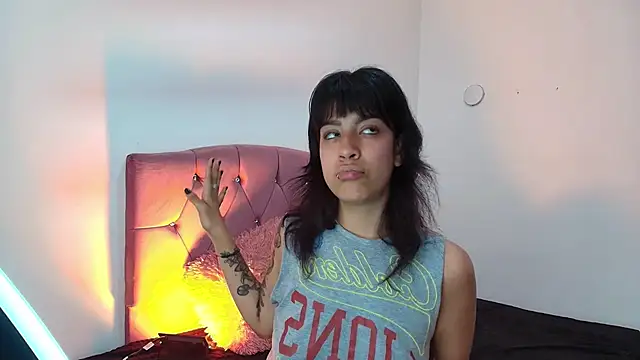 Kalyra 17 online show from 03/03/26, 11:49