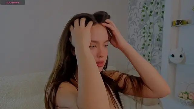 MeiLiscio online show from 04/16/26, 06:14