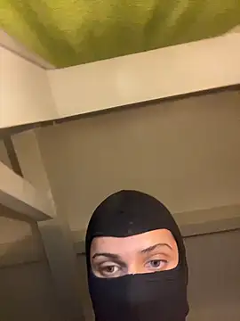 HelinHot online show from 03/05/26, 06:04