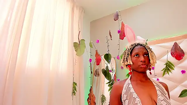 EvelynDivine online show from 02/20/26, 01:22