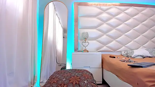 EvelynDivine online show from 02/25/26, 01:21