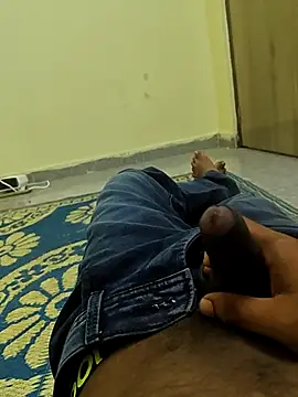 Romantic boy143 online show from 07/09/26, 07:51