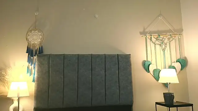 NatalyGuzman26 online show from 03/10/26, 01:21