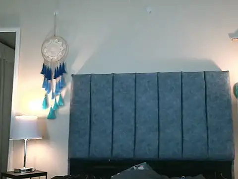 NatalyGuzman26 online show from 06/02/26, 10:17
