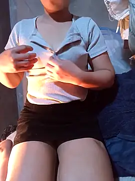 Slutty 18 online show from 02/09/26, 07:34