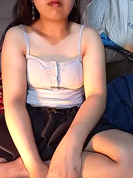 Slutty 18 online show from 03/01/26, 09:50