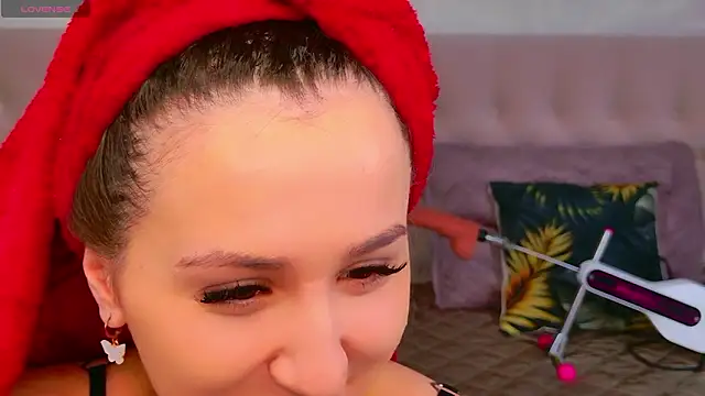 JasminUqueen online show from 02/10/26, 01:10