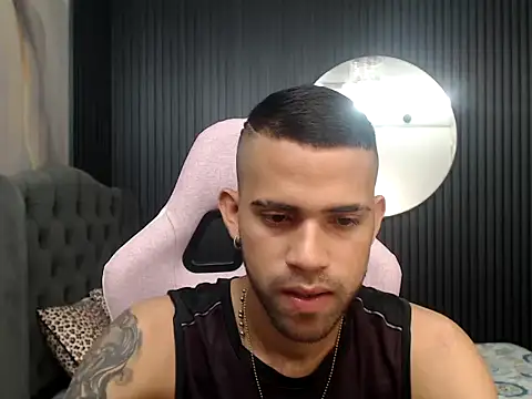 Snapshot of chacorta_ chatting on 05/09/26, 01:44 chacorta online show from 05/09/26, 01:44