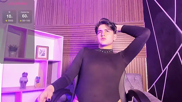 noahWolff  online show from 02/25/26, 04:33