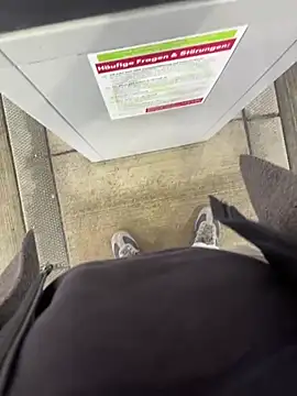 Snapshot of Lennart1869 chatting on 02/23/26, 03:09 Lennart1869 online show from 02/23/26, 03:09