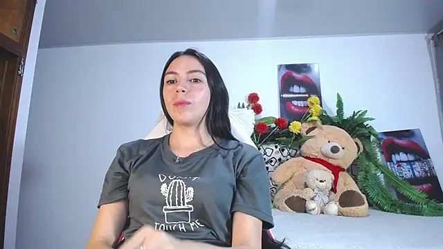 lika little0 online show from 04/08/26, 11:37