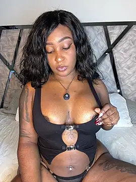 Denise wolfe21 online show from 02/21/26, 04:52