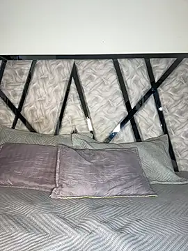 Denise wolfe21 online show from 02/25/26, 01:43