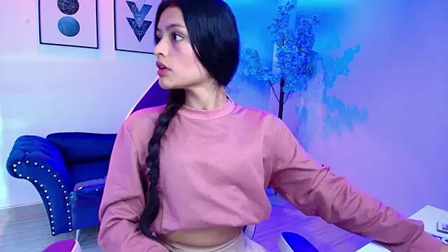 Maddie T18 online show from 03/11/26, 11:16