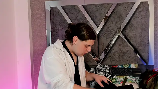leenox nexus online show from 02/11/26, 12:15