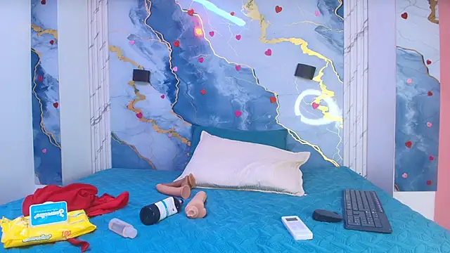 crystal love08 online show from 04/17/26, 07:17