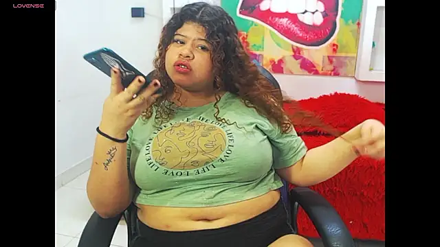 Cloe r online show from 02/13/26, 04:25