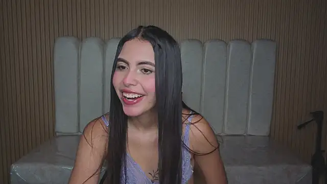 Perla lovely  online show from 02/12/26, 12:33