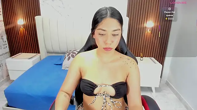 JULIETA DOWSE online show from 02/20/26, 07:36