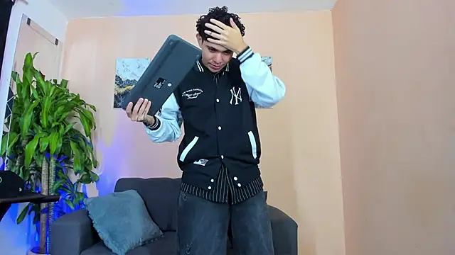 DesiresOfOlympus  online show from 03/26/26, 07:52