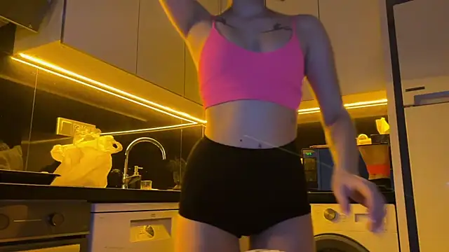 BlackFox V online show from 03/03/26, 08:15