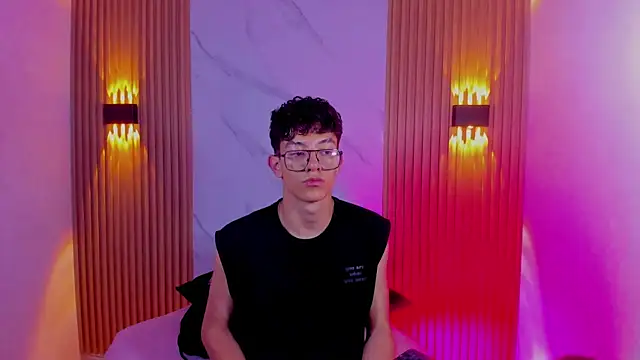 Christopher Hunter online show from 02/25/26, 07:45