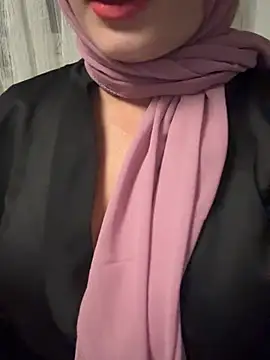 Snapshot of -pinkladyy- chatting on 07/08/26, 12:15 -pinkladyy- online show from 07/08/26, 12:15