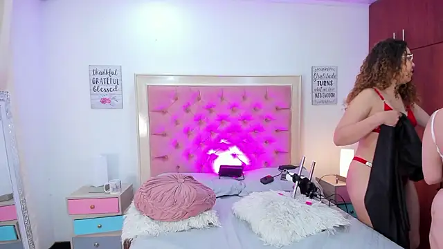 AmbarClarck online show from 03/15/26, 12:00