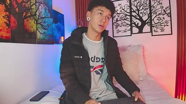 Snapshot of David_Banks_ chatting on 02/09/26, 12:31 David Banks online show from 02/09/26, 12:31