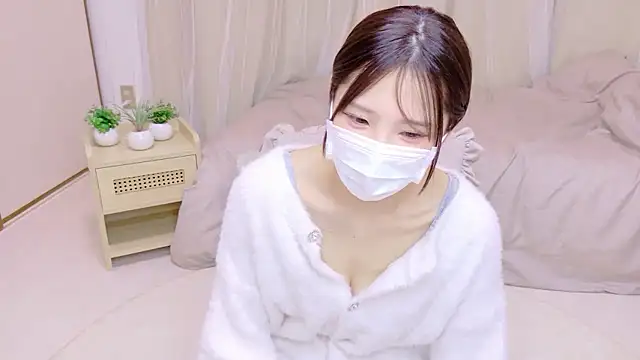  MIYUnya online show from 02/08/26, 01:03