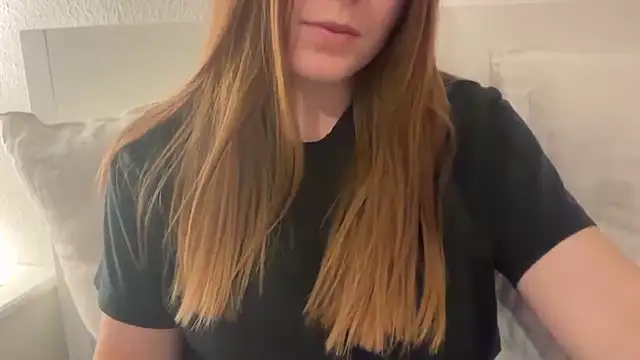 Lucyschickt online show from 03/07/26, 05:54