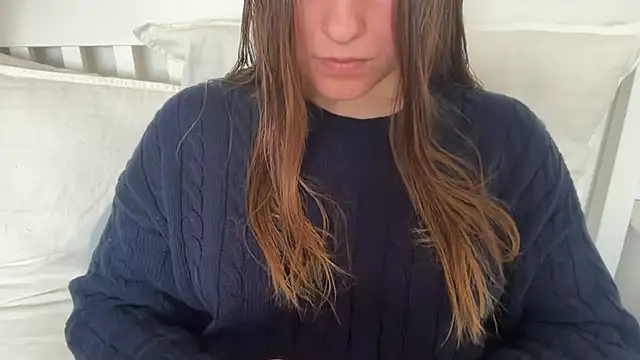 Lucyschickt online show from 03/11/26, 08:53