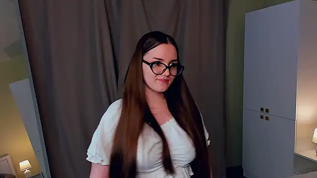 CrissyKales online show from 02/05/26, 05:06