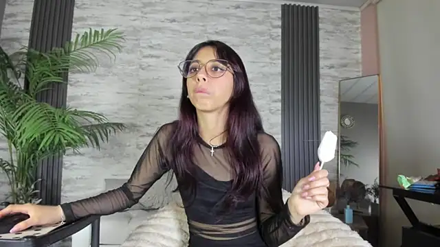 suggar angel online show from 04/10/26, 07:07