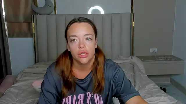 stellaa quenn online show from 04/19/26, 12:11