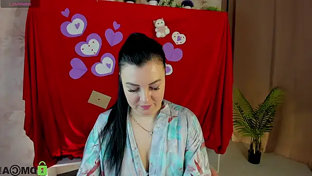 Monika Martinezz online show from 02/12/26, 03:56