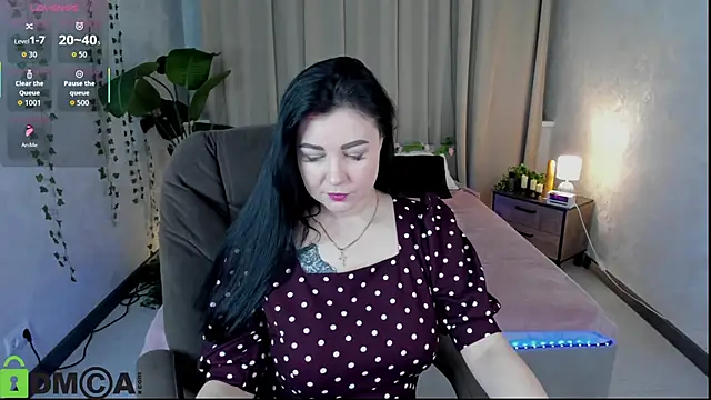 Monika Martinezz online show from 04/08/26, 04:12