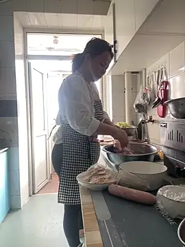 Youyou 12 online show from 03/11/26, 01:11