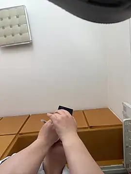 Youyou 12 online show from 04/01/26, 12:22