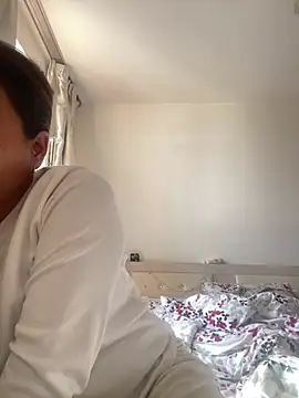 Youyou 12 online show from 04/08/26, 12:32