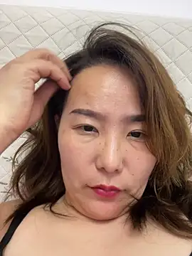 Youyou 12 online show from 04/17/26, 10:40