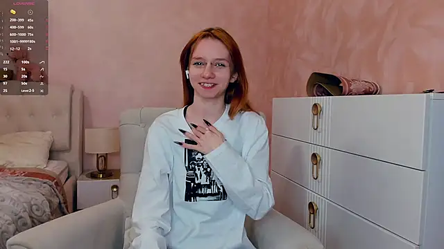 TarynPalek online show from 03/10/26, 07:35