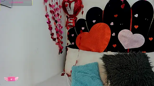 dahlialee online show from 02/12/26, 12:44