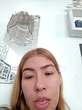 maddie-sar online show from 03/22/26, 03:04