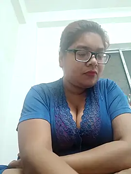 Elie Hallway online show from 03/05/26, 07:21